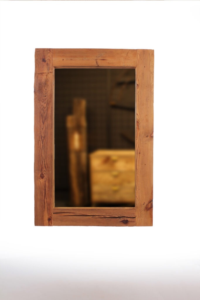 lustro LOG wieszane pionowo