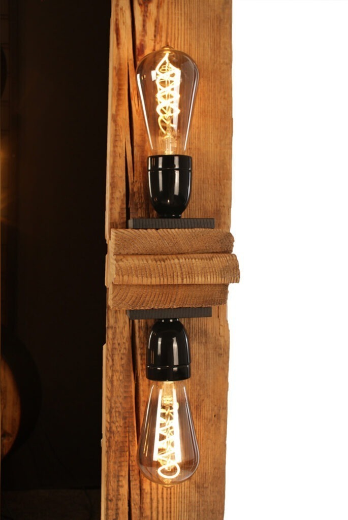 LUSTRO LOG LIGHT z 4 żarówkami EDISON